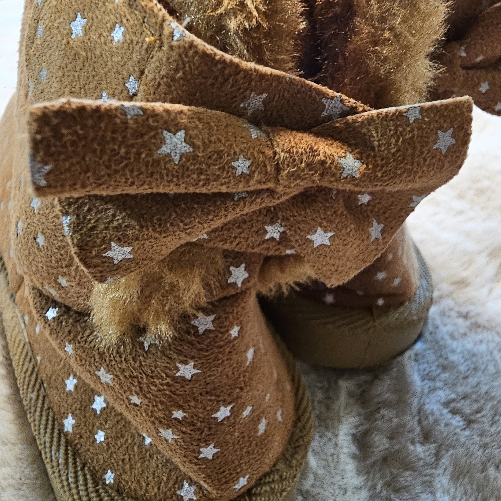 Ameta - Picture 9 of 10
